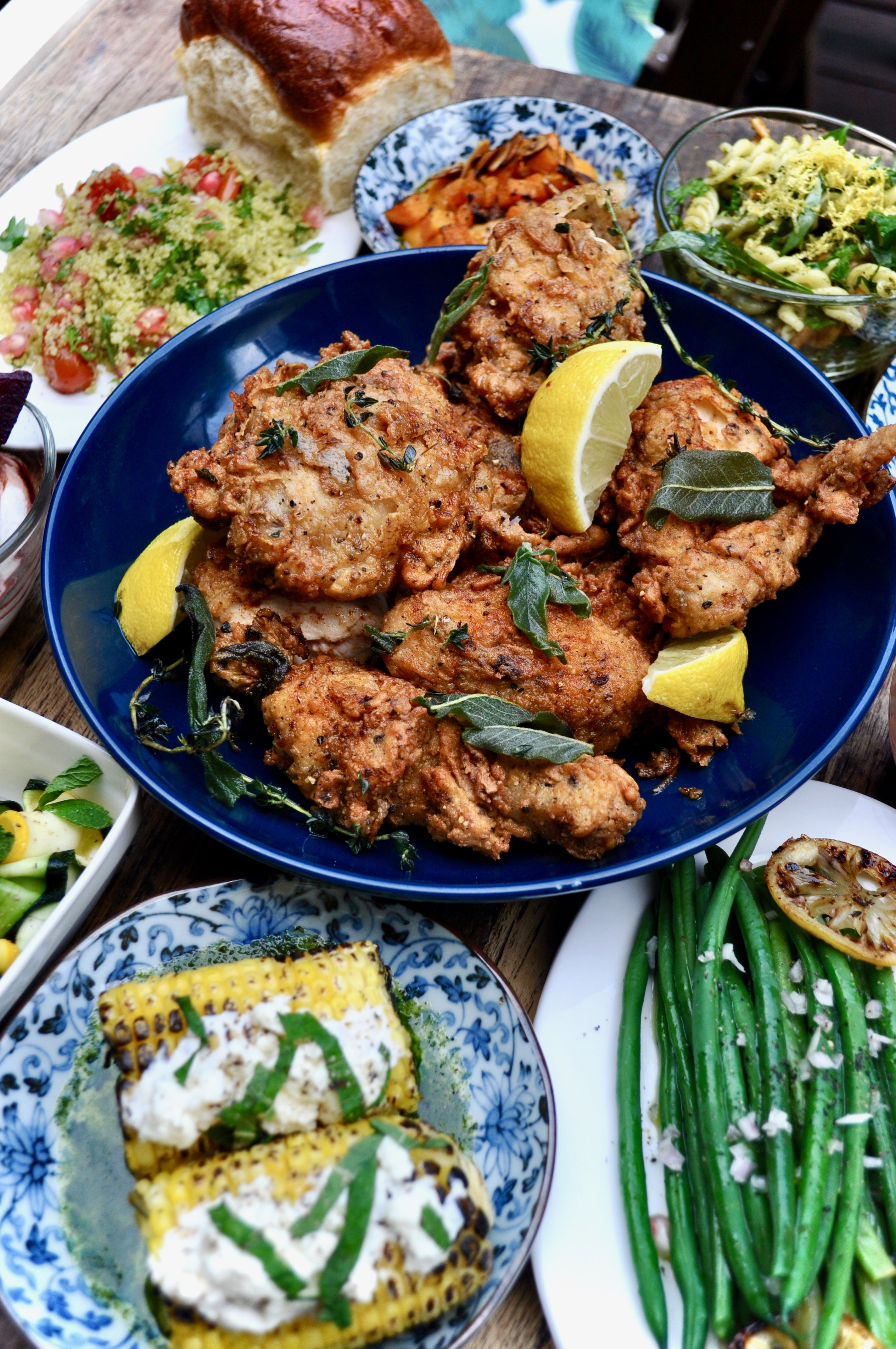 Fried Chicken 5pcs (Available for lunchtime only)