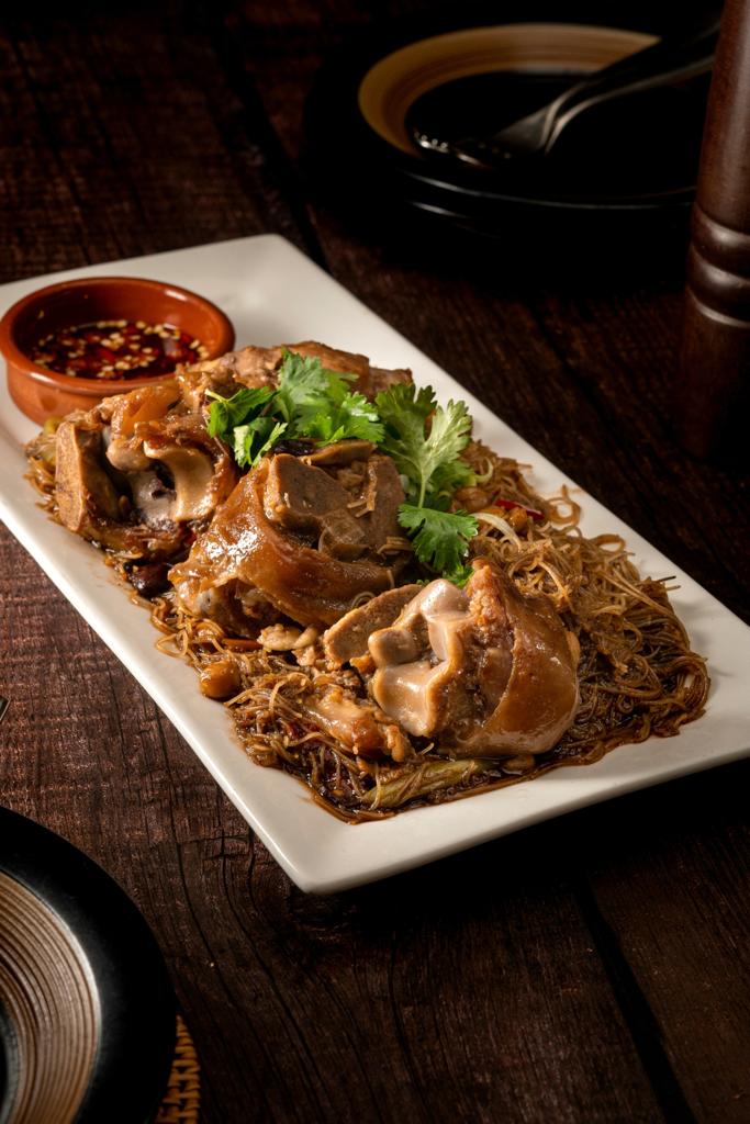 Pig-Feet ‘tir-kah’ Beehoon (feeds 2-3)_0