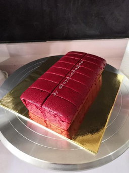 Premium Red Velvet Buttercake