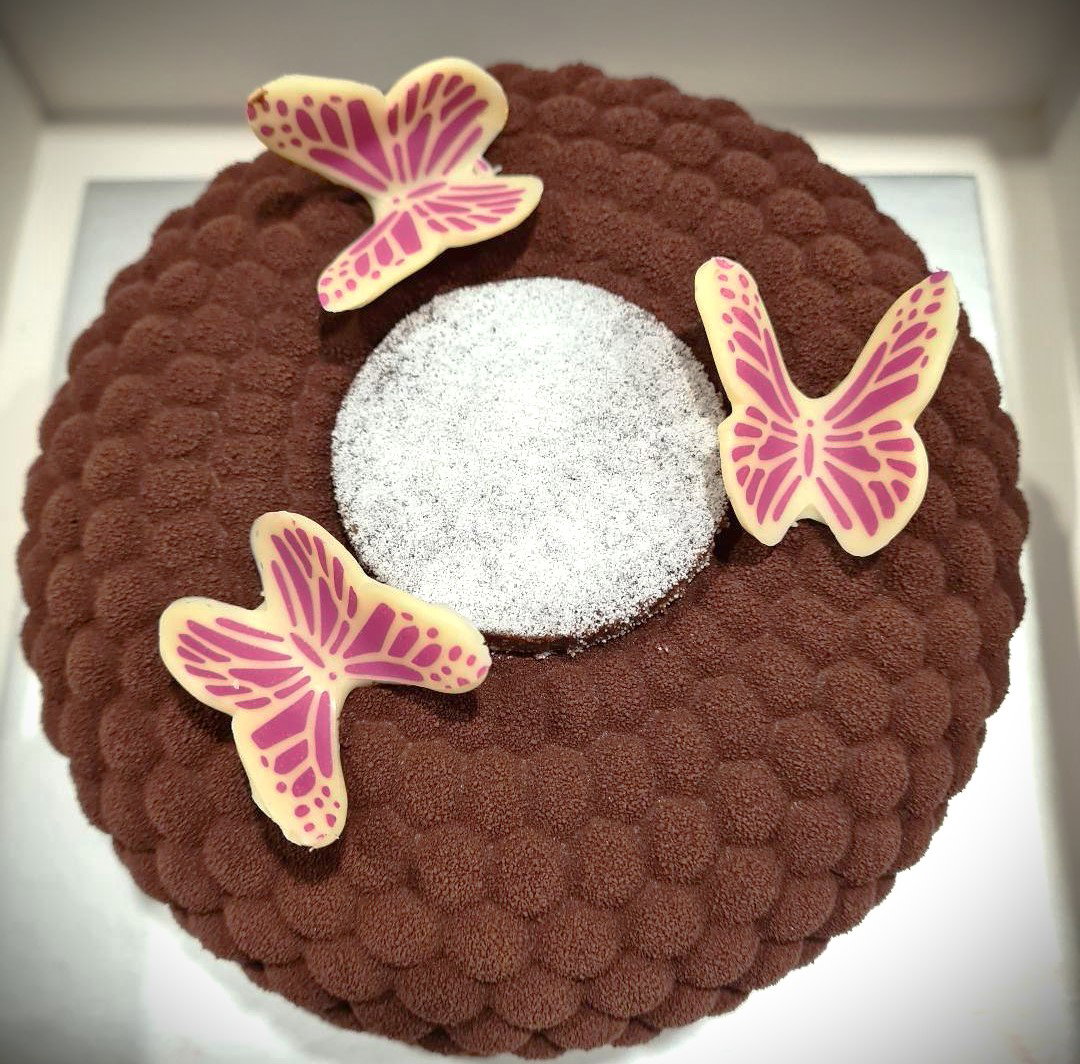 Dark Chocolate Cremeux , Fresh mint insert  _0