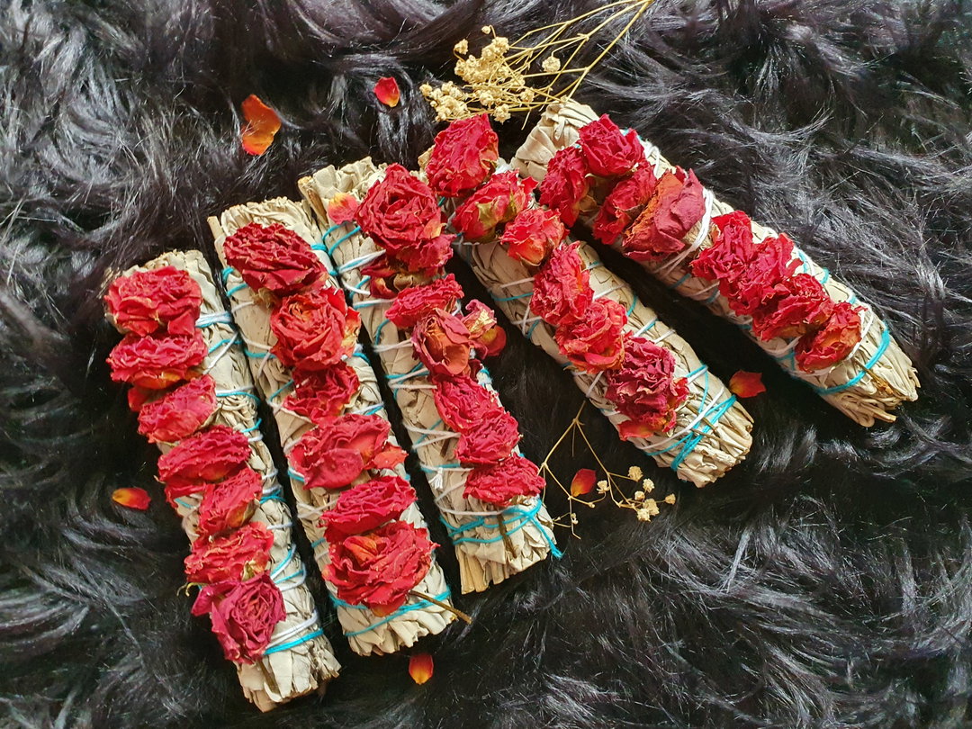 Rosebuds White Sage  (15cm)