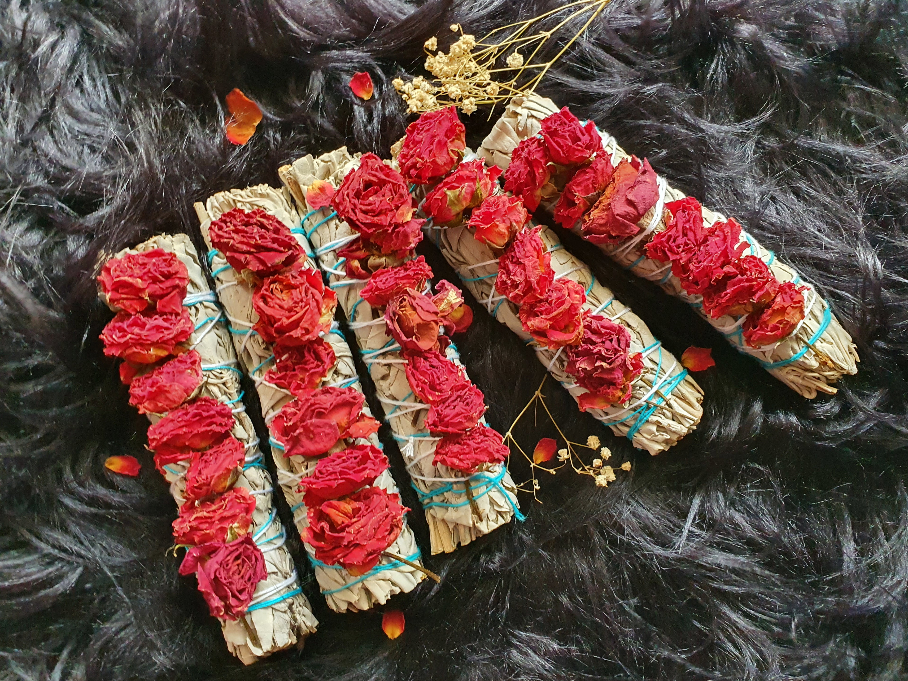 Rosebuds White Sage  (15cm)