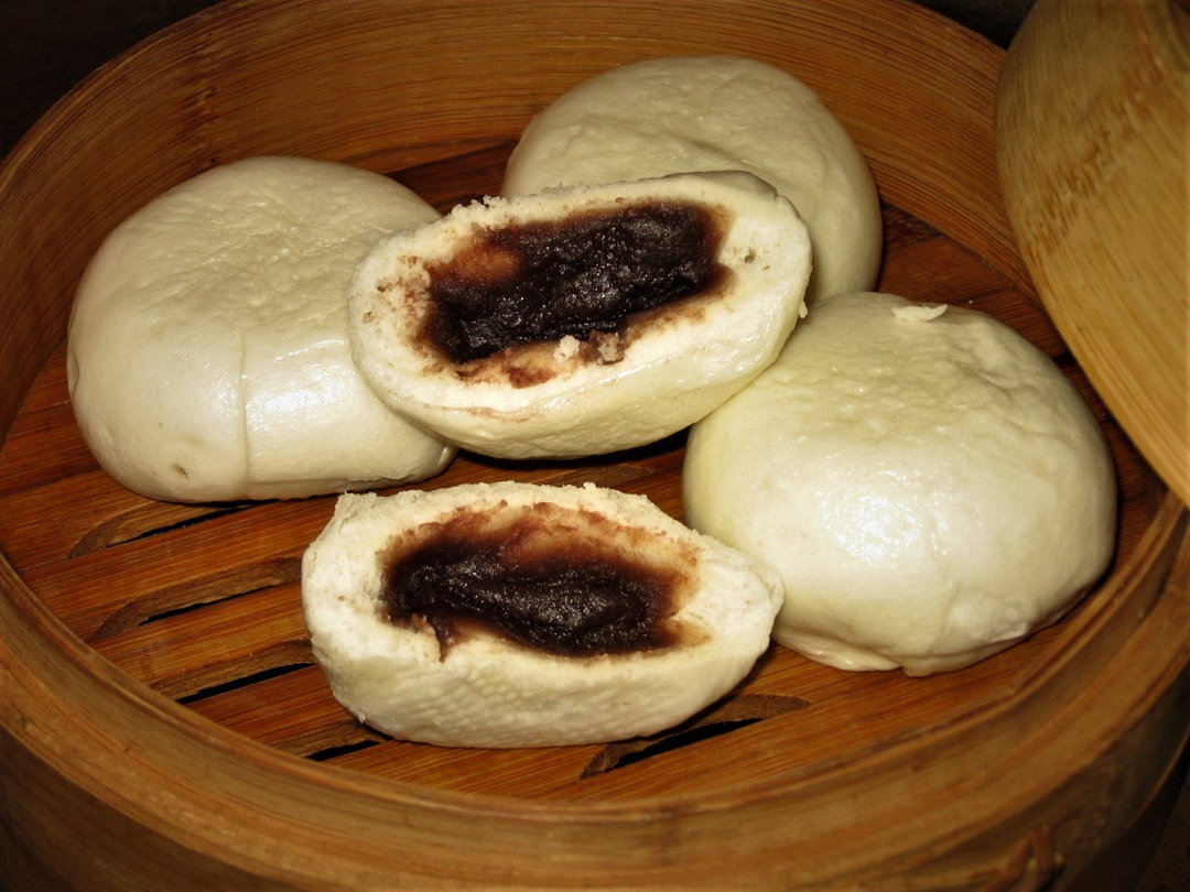 Red Beans Steamed Sweet Buns  红豆 馒头 ( 4 or 8 Pcs)