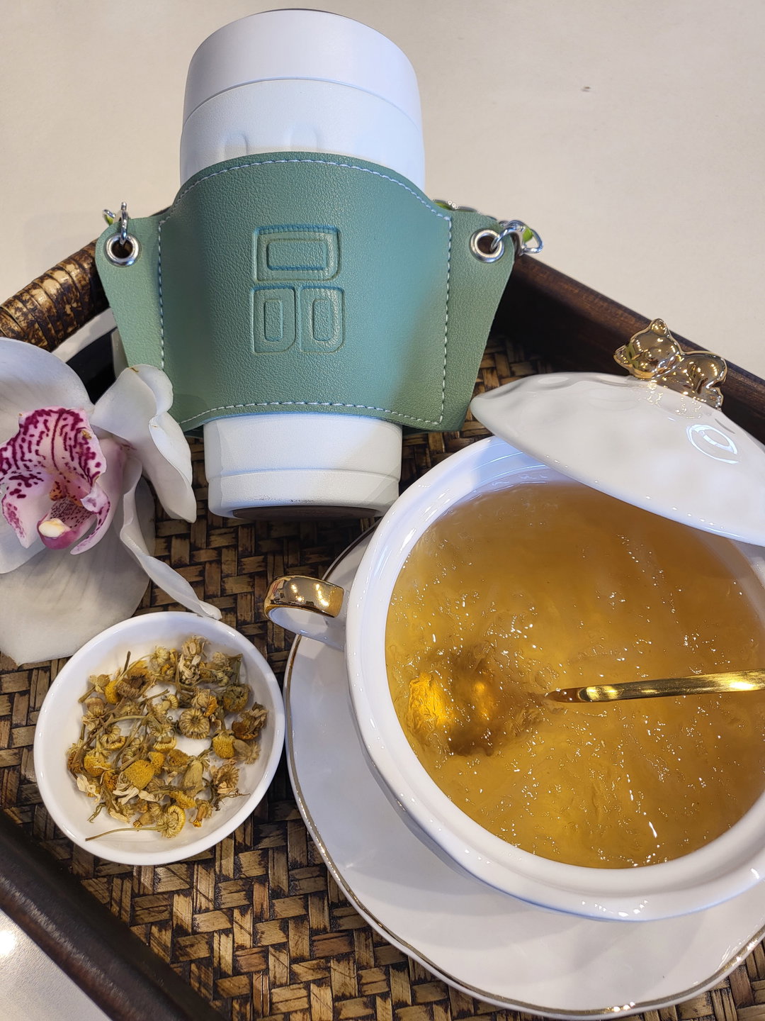 艳 - The Blossom The Chamomile