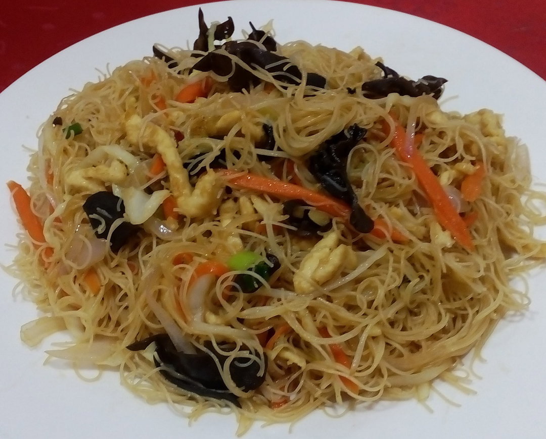 Fried Vermecilli Chicken   鸡肉炒米粉