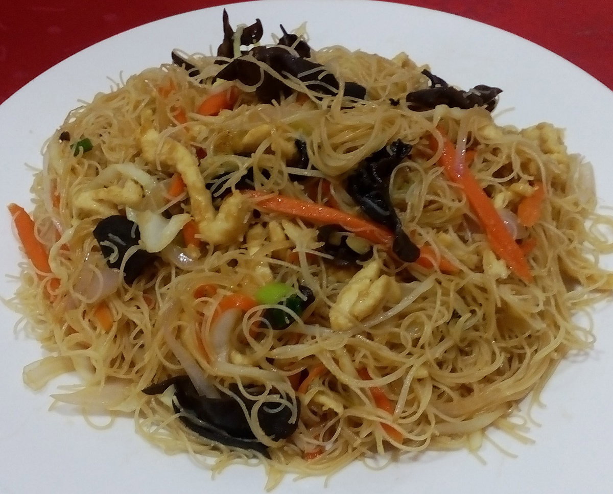 Fried Vermecilli Chicken   鸡肉炒米粉