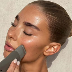 Refy Glow and Sculpt Face Serum Primer with Niacinamide 40ml