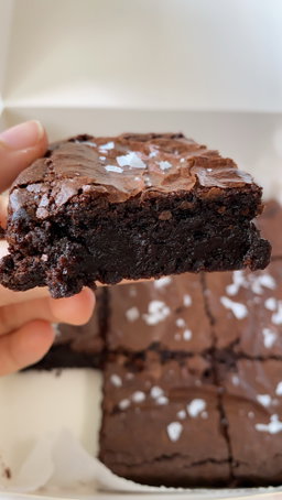 Sea Salt Fudgy Brownies (BEST-SELLING SIGNATURE!)