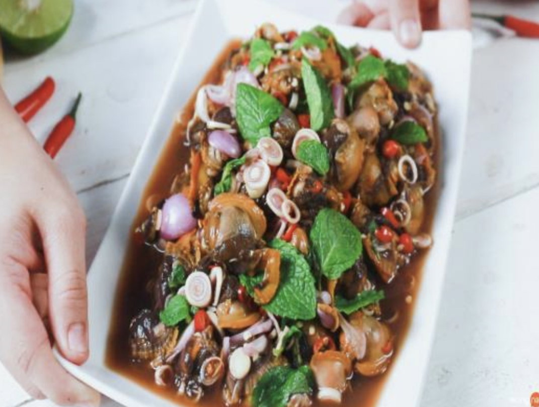 Spicy salad with cockle_0