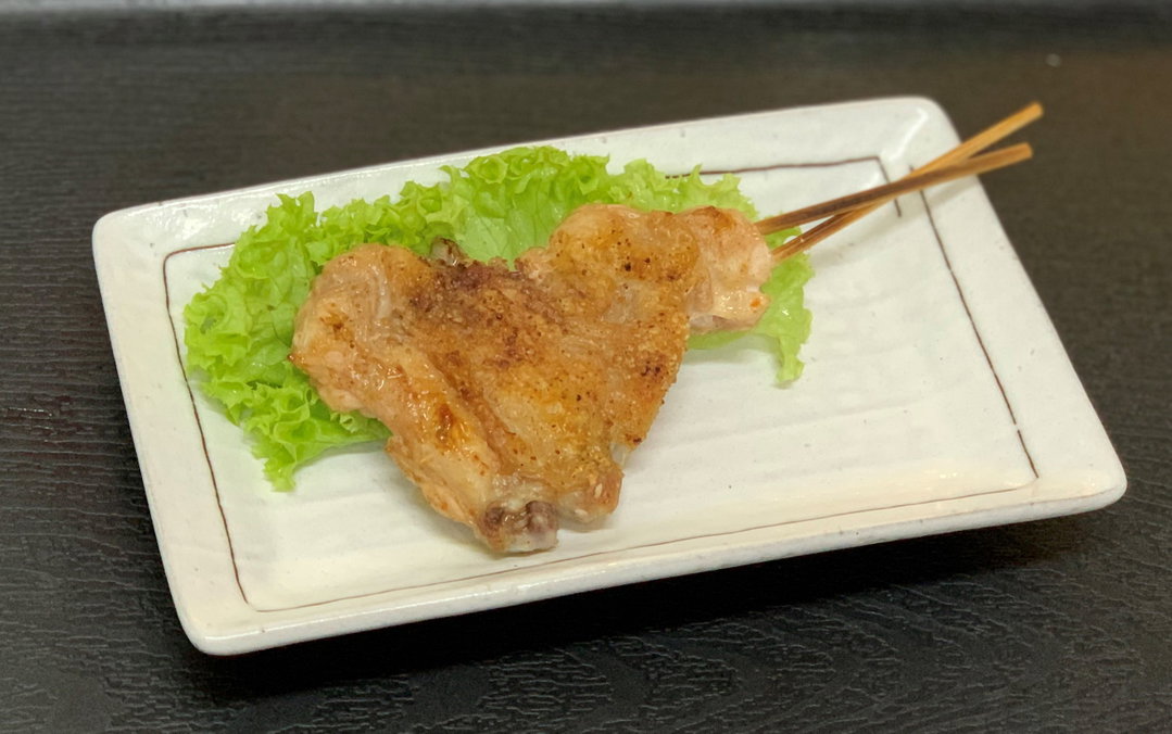B016. Tebasaki 手羽先塩焼き (1本)