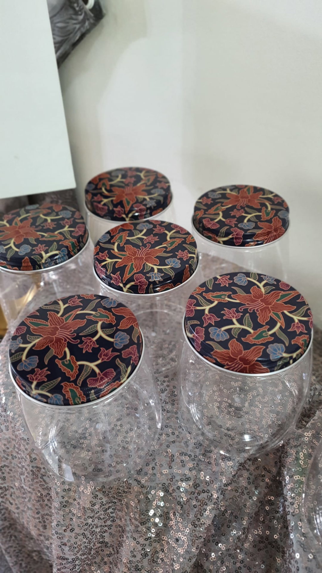 Plastic cookies bottle containers